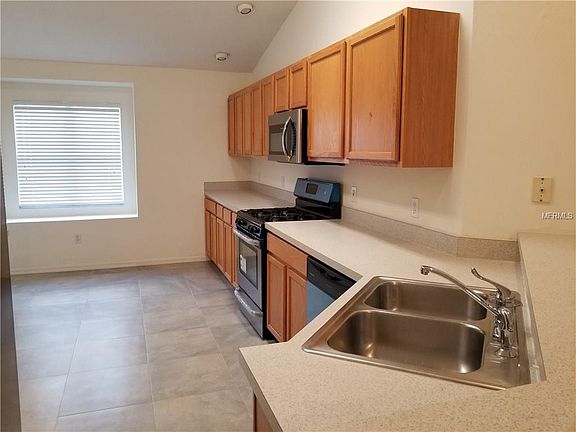 3rd image of 11231 Coralbean Dr