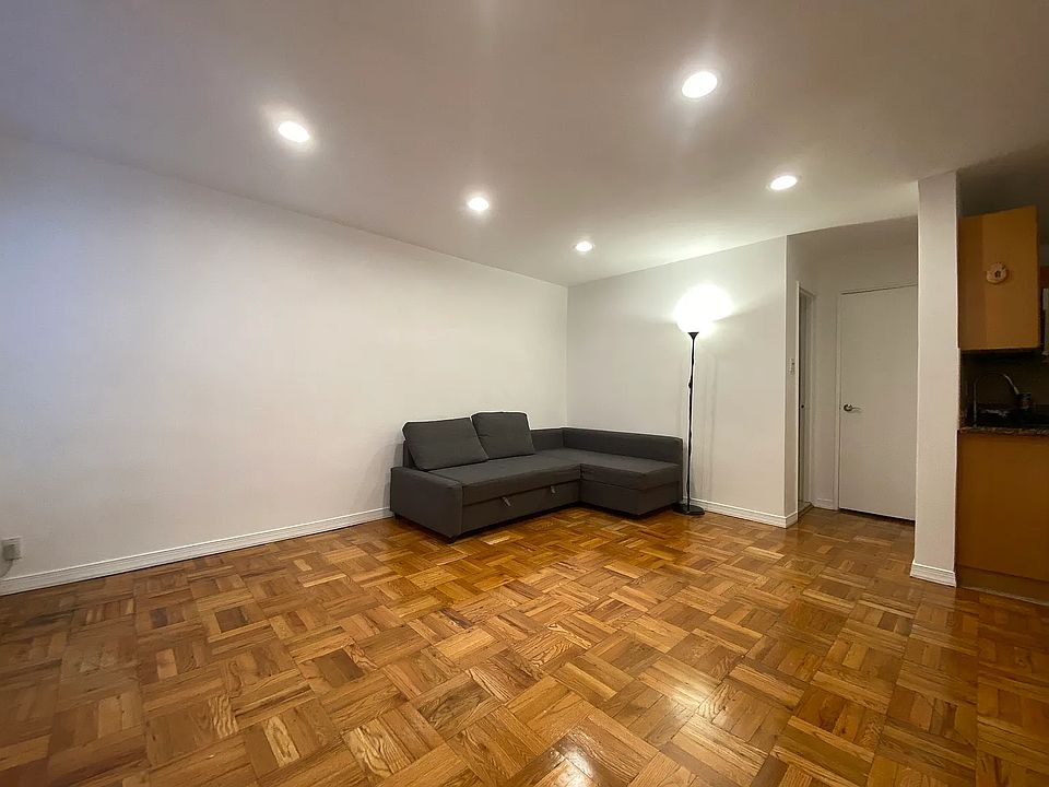 1625 Emmons Ave Brooklyn, NY Zillow Apartments for Rent in Brooklyn