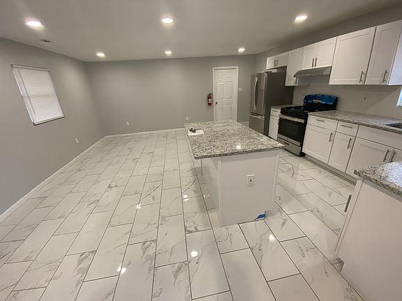 2nd image of 58 Elderberry Ln