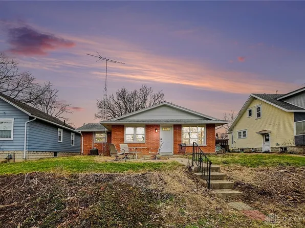 1102 Fountain Blvd, Piqua, OH 45356