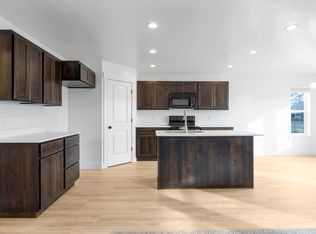 365 N Slant Rd #29, Spanish Fork, UT 84660