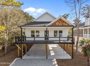 162 NW 13th St, Oak Island, NC 28465