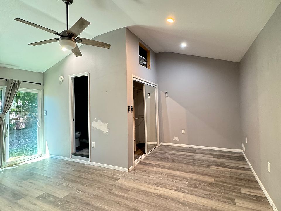 1st image of 14733 Leibacher Ave #2