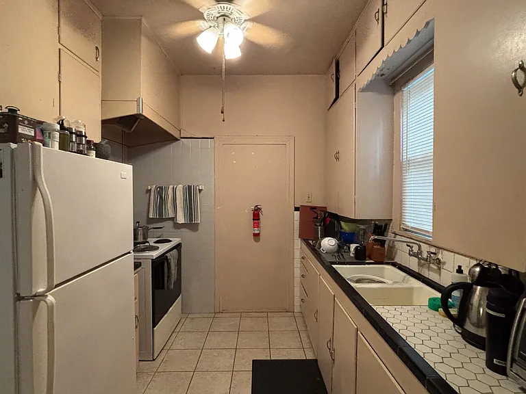 4208 Speedway #A — Photo 2