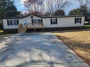 542 Gladstone Rd, Mocksville, NC 27028