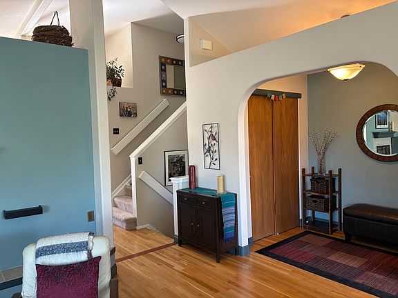 5th image of 480 West St