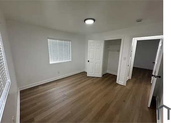 119 W Century Blvd — Photo 10