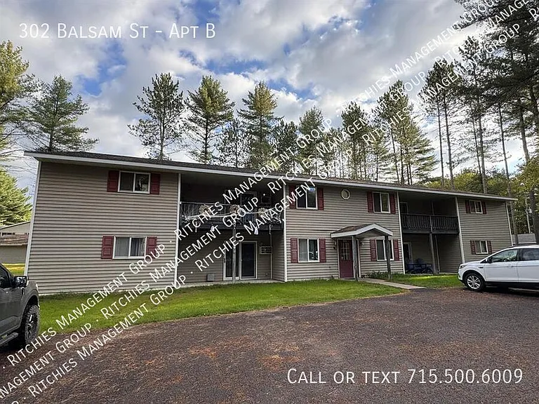 302 Balsam St #B — Photo 1