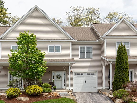 2nd image of 89 Woodview Way