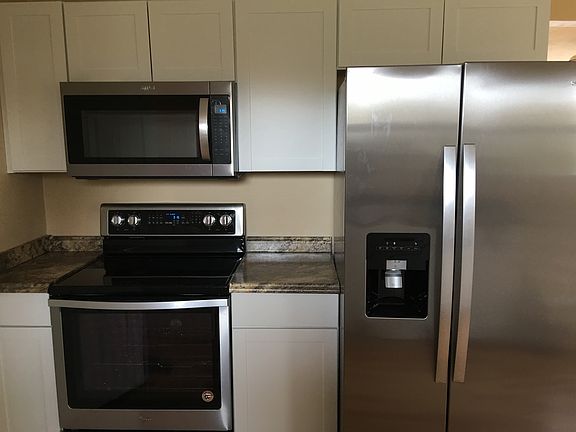 5th image of 454 Faye Dr