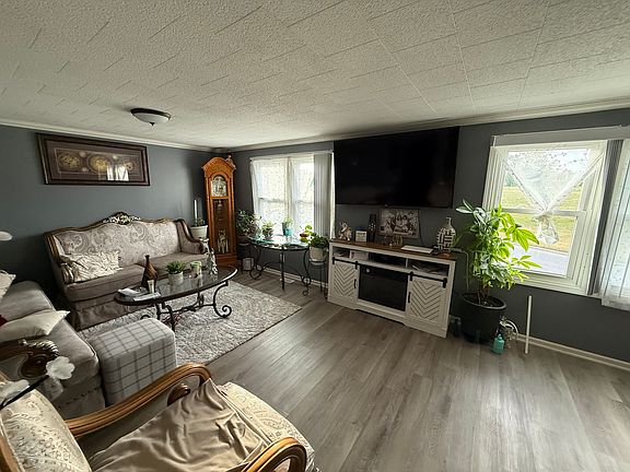 3rd image of 115 Tollview Rd