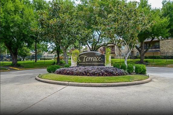 1st image of 10555 Turtlewood Ct Unit 110