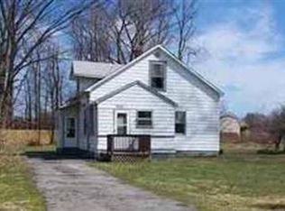 2563 Springlake Blvd, Perry, OH 44077