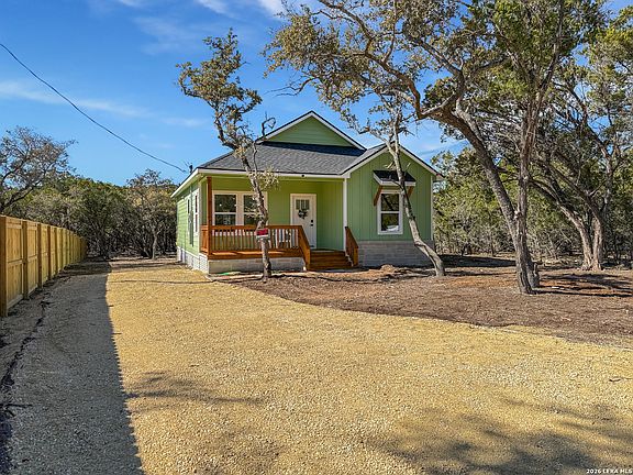 2nd image of 656 Skyline Dr