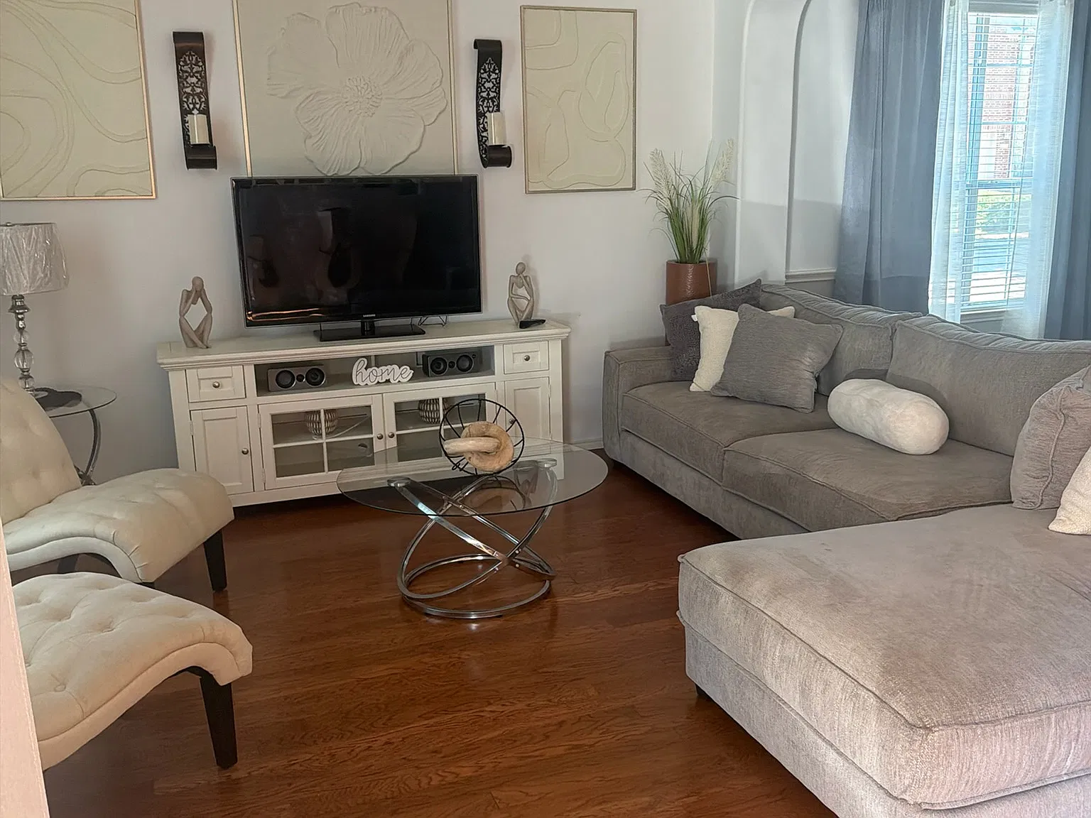 6 bed, 4588 sqft, $3,000 — Photo 4