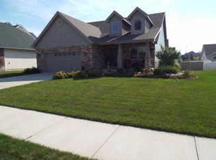 12851 Connecticut St, Crown Point, IN 46307