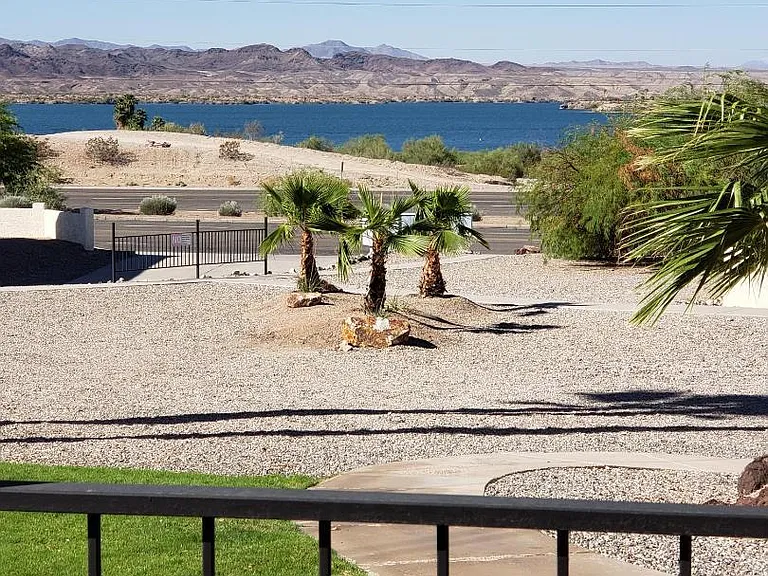 500 Lake Havasu Ave S #B10 — Photo 2