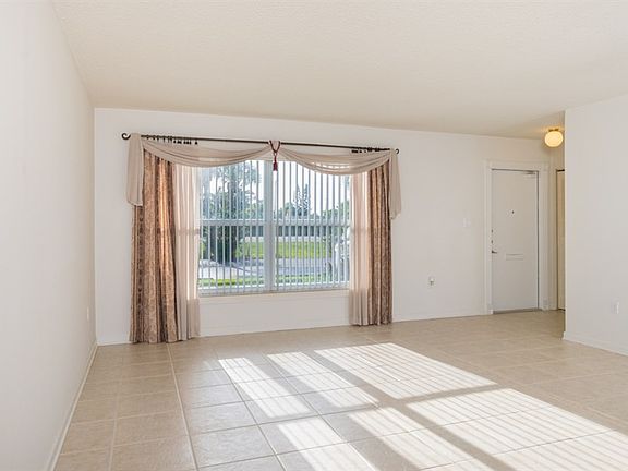 2nd image of 405 Ibis Ln