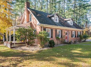 1 Terry Plains Rd, Bloomfield, CT 06002