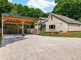 75 Elliott St, Shelby, MI 49455