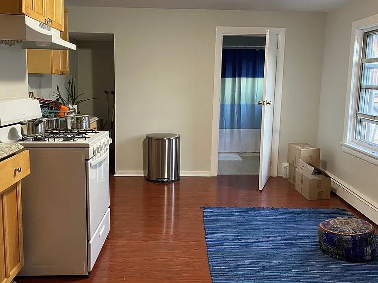 247 Bennington St — Photo 5