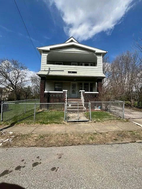 9101 Easton Ave — Photo 1