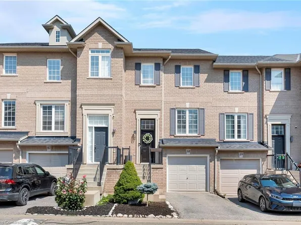 2280 Baronwood Dr #58, Oakville, ON L6M 4Z7