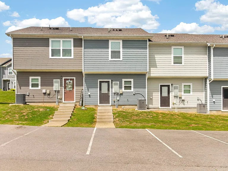 1023 Glen Marcus Dr — Photo 12