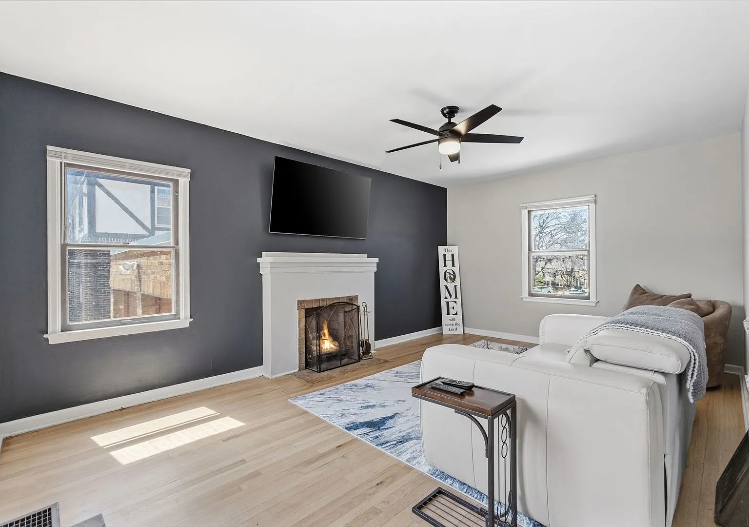 2 Bedroom Duplex Residence in Dundee — Photo 2