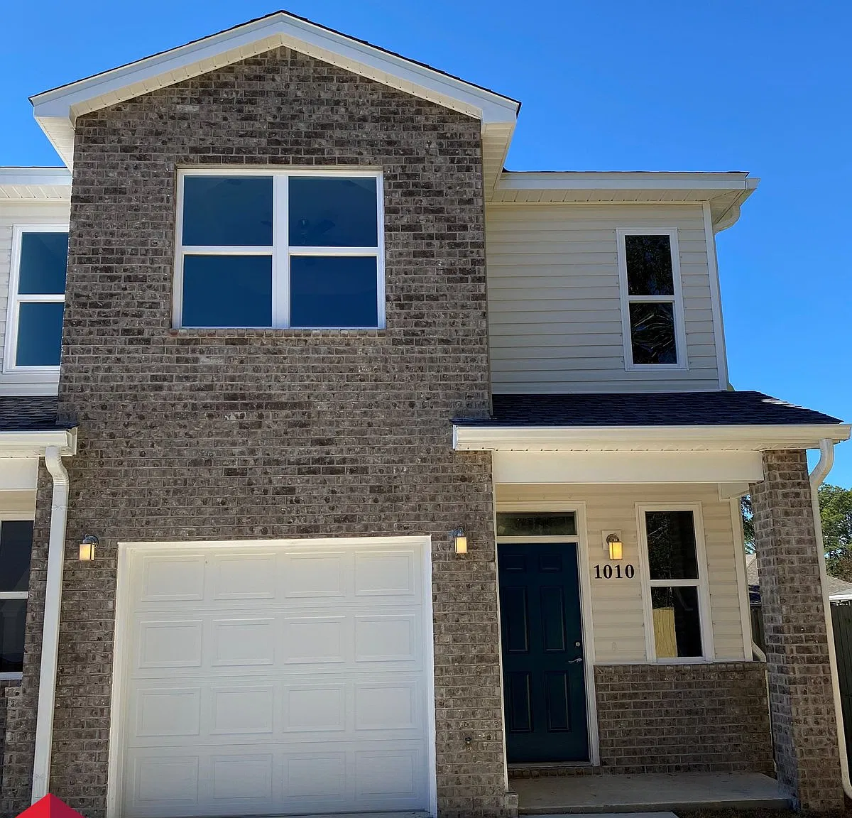1010 Grace Lane — Photo 1