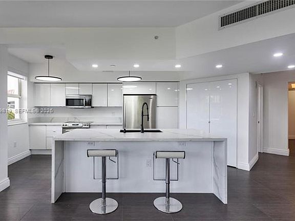 5th image of 19900 E Country Club Dr APT 311