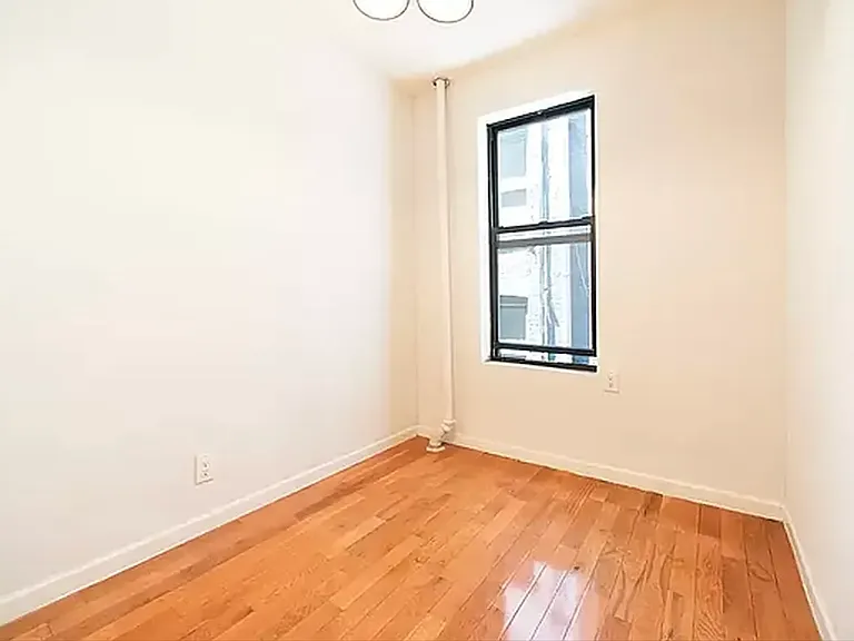 531 W 151st St #42 — Photo 4
