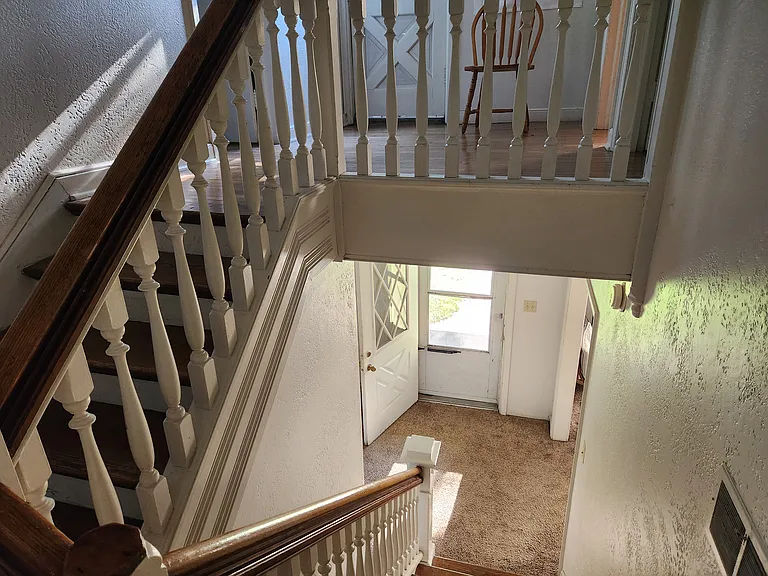 1233 S Dewey St — Photo 15