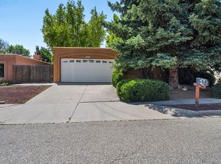 351 Ridgecrest Ave, White Rock, NM 87547