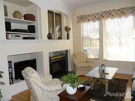 3rd image of 1521 Greenery Dr