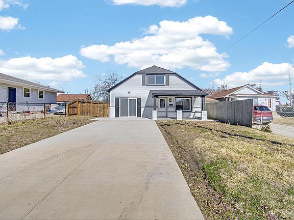 2nd image of 4414 17th STREET