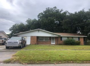 3260 Victoria Ct E, Jacksonville, FL 32216