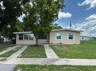 3340 Normandy Dr, Pt Charlotte, FL 33952
