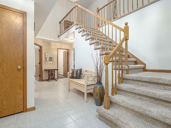4th image of 3197 Brynmawr Dr