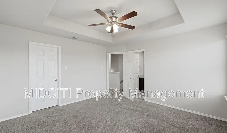1134 Renee St — Photo 13