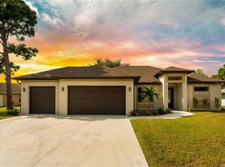 23 Sportsman Pl, Rotonda West, FL 33947
