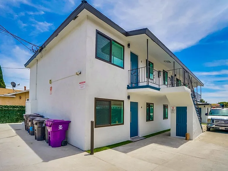 359 East Esther Street — Photo 25