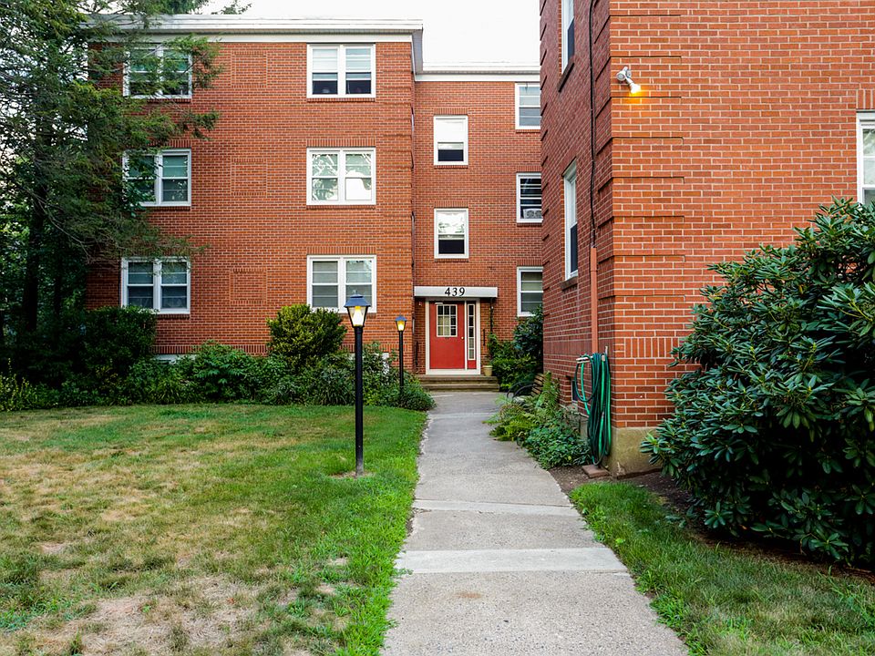 1st image of 439 Central Ave APT D3