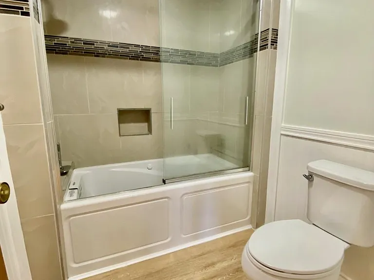 master bath with jacuzzi