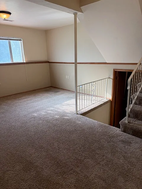 3 bed, 1.5 bath, 850 sqft, $1,250 — Photo 4