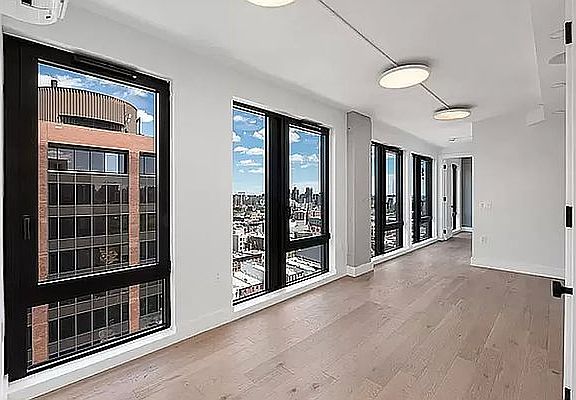 3rd image of 60 W 125th St APT 1406