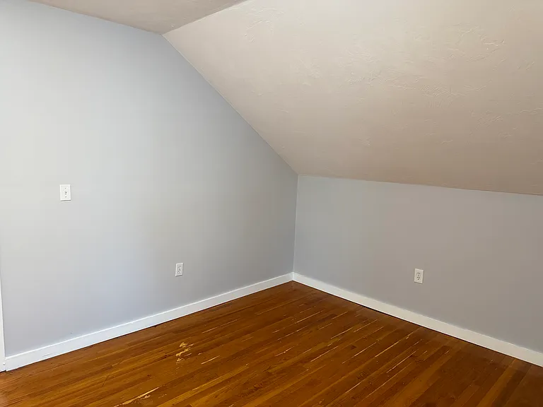 39 Northey St #B — Photo 8