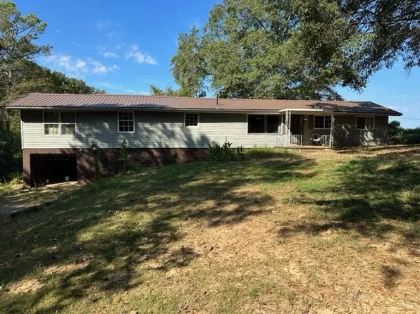 2906 11th Ave, Haleyville, AL 35565