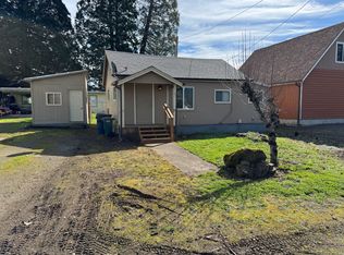 40 S Alder St, Lowell, OR 97452