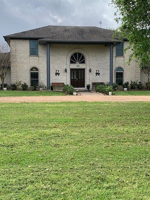 1st image of 1024 County Road 185